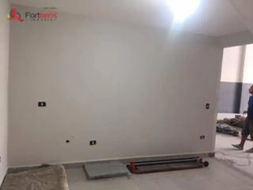 Armazém / Galpão para alugar, 644m2 em Laranjeiras, Caieiras - SP - imagem 9 Foto 9 de Armazém / Galpão para alugar, 644m2 em Laranjeiras, Caieiras - SP