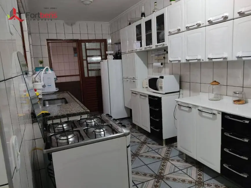 Foto 9 de Sobrado com 2 quartos à venda, 101m2 em Nova Era, Caieiras - SP