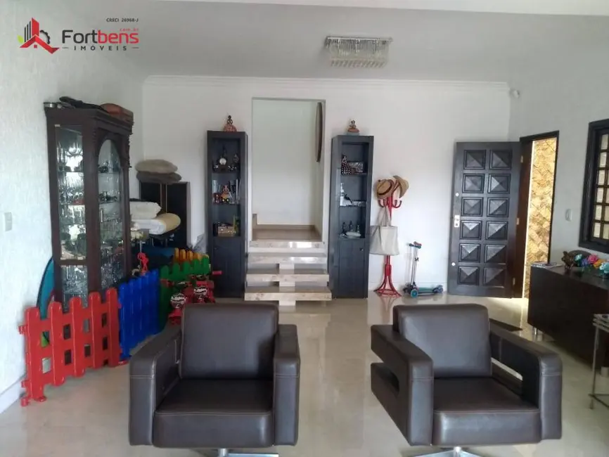 Foto 5 de Sobrado com 3 quartos à venda, 276m2 em Serpa, Caieiras - SP