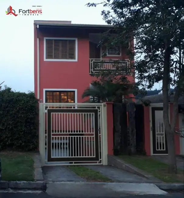 Foto 2 de Sobrado com 3 quartos à venda, 126m2 em Região Central, Caieiras - SP