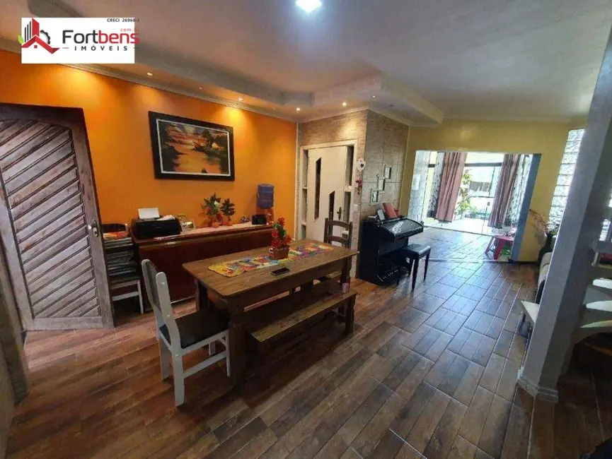 Foto 7 de Sobrado com 2 quartos à venda, 125m2 em Serpa, Caieiras - SP