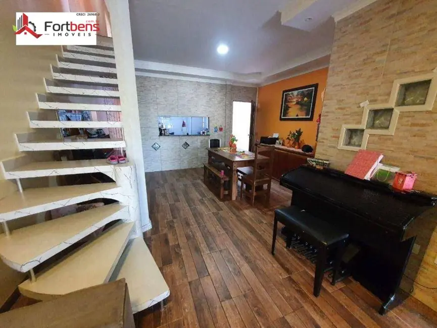 Foto 8 de Sobrado com 2 quartos à venda, 125m2 em Serpa, Caieiras - SP