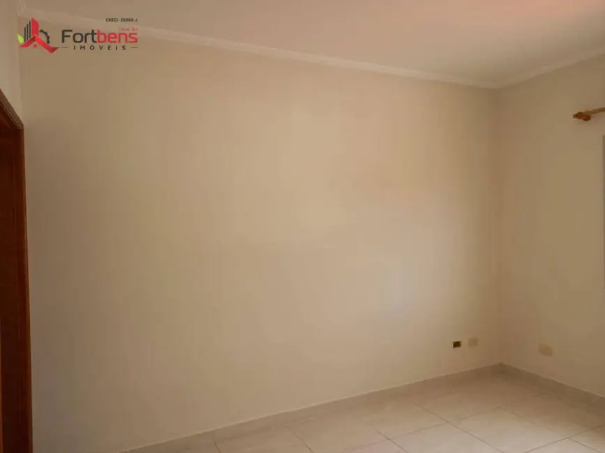 Foto 19 de Casa para alugar, 180m2 em Região Central, Caieiras - SP