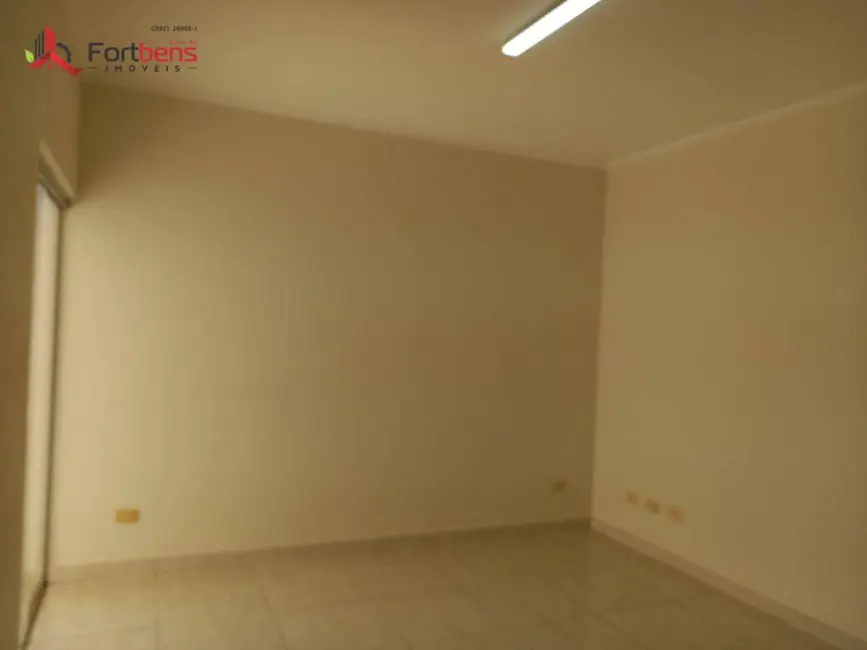 Foto 11 de Casa para alugar, 180m2 em Região Central, Caieiras - SP