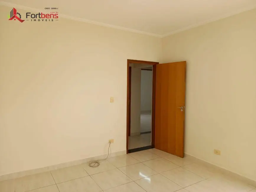 Foto 12 de Casa para alugar, 180m2 em Região Central, Caieiras - SP