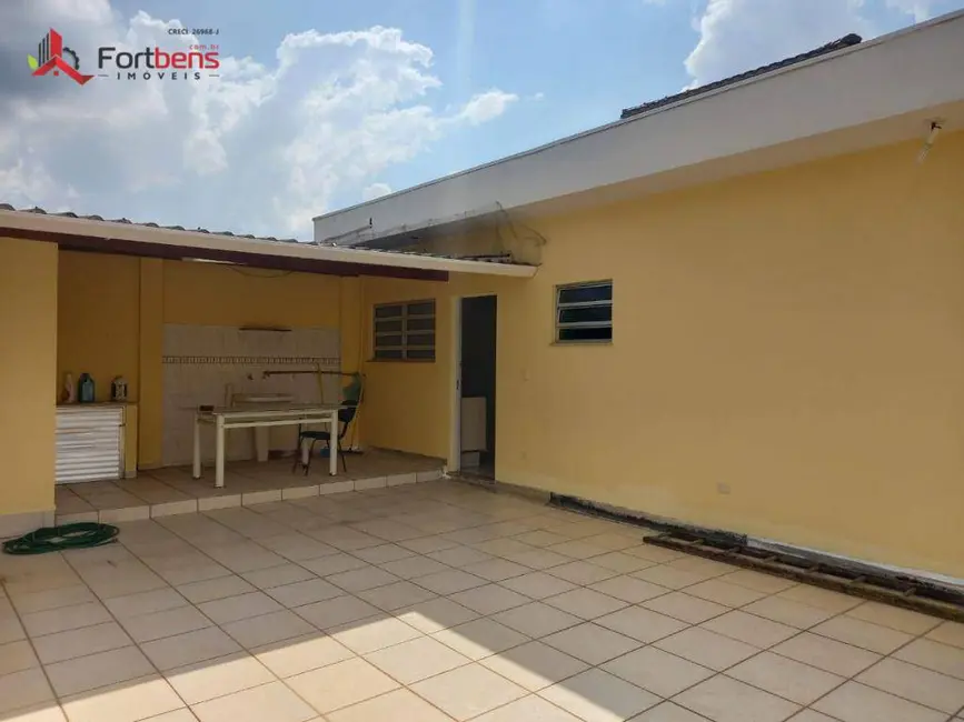 Foto 26 de Casa para alugar, 180m2 em Região Central, Caieiras - SP