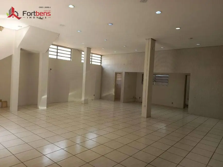 Sala Comercial para alugar, 200m2 em Região Central, Caieiras - SP - imagem 6 Foto 6 de Sala Comercial para alugar, 200m2 em Região Central, Caieiras - SP