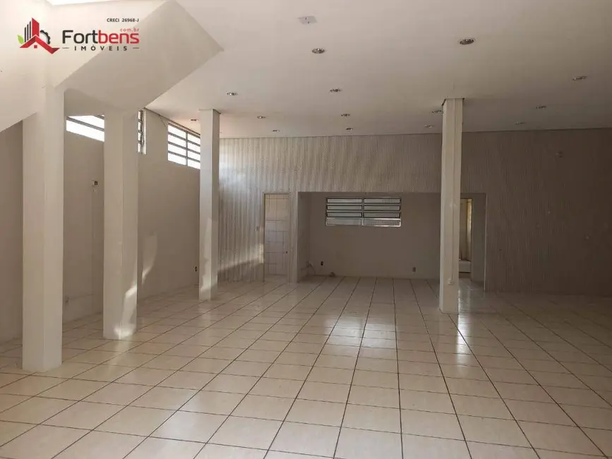 Foto 1 de Sala Comercial para alugar, 200m2 em Região Central, Caieiras - SP