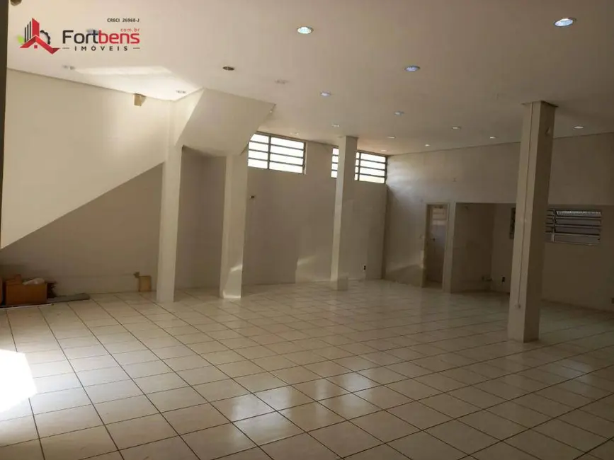 Sala Comercial para alugar, 200m2 em Região Central, Caieiras - SP - imagem 7 Foto 7 de Sala Comercial para alugar, 200m2 em Região Central, Caieiras - SP