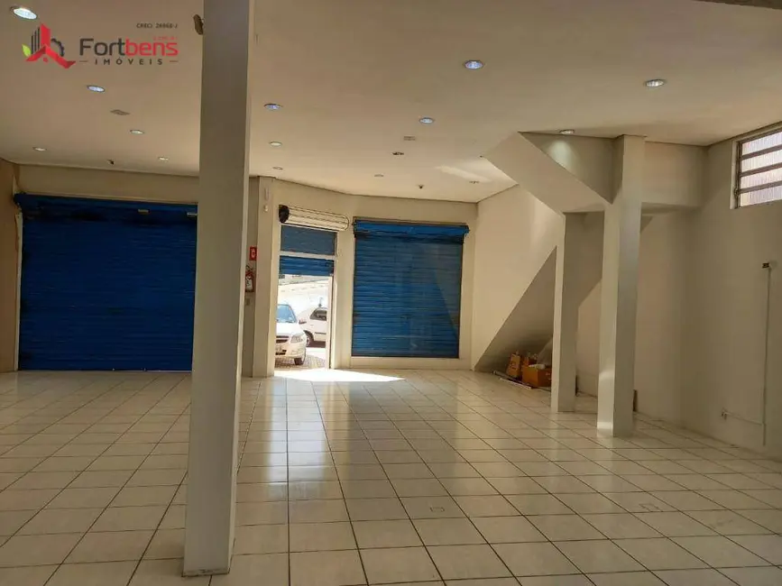 Sala Comercial para alugar, 200m2 em Região Central, Caieiras - SP - imagem 8 Foto 8 de Sala Comercial para alugar, 200m2 em Região Central, Caieiras - SP