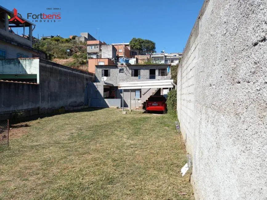 Casa com 2 quartos à venda, 300m2 em Jardim Alegria, Francisco Morato - SP - imagem 3 Foto 3 de Casa com 2 quartos à venda, 300m2 em Jardim Alegria, Francisco Morato - SP