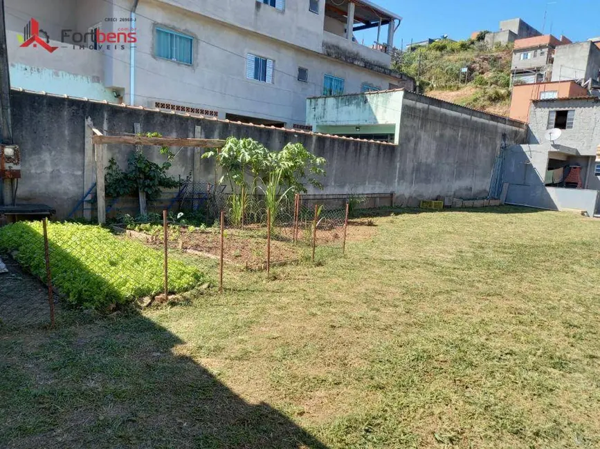 Casa com 2 quartos à venda, 300m2 em Jardim Alegria, Francisco Morato - SP - imagem 5 Foto 5 de Casa com 2 quartos à venda, 300m2 em Jardim Alegria, Francisco Morato - SP