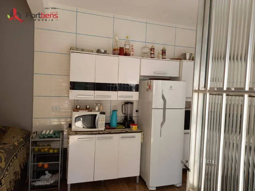 Casa com 2 quartos à venda, 300m2 em Jardim Alegria, Francisco Morato - SP - imagem 8 Foto 8 de Casa com 2 quartos à venda, 300m2 em Jardim Alegria, Francisco Morato - SP