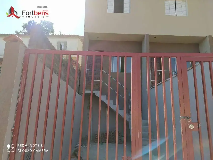 Sobrado com 2 quartos à venda, 65m2 em Jardim Arpoador, Francisco Morato - SP - imagem 3 Foto 3 de Sobrado com 2 quartos à venda, 65m2 em Jardim Arpoador, Francisco Morato - SP