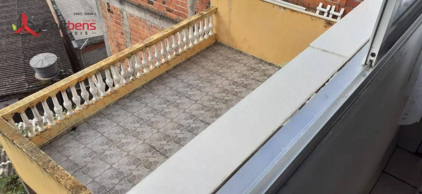 Foto 3 de Casa com 2 quartos à venda, 175m2 em Vera Tereza, Caieiras - SP