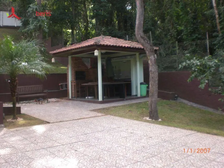 Foto 9 de Casa de Condomínio com 2 quartos à venda e para alugar, 1000m2 em Mairipora - SP