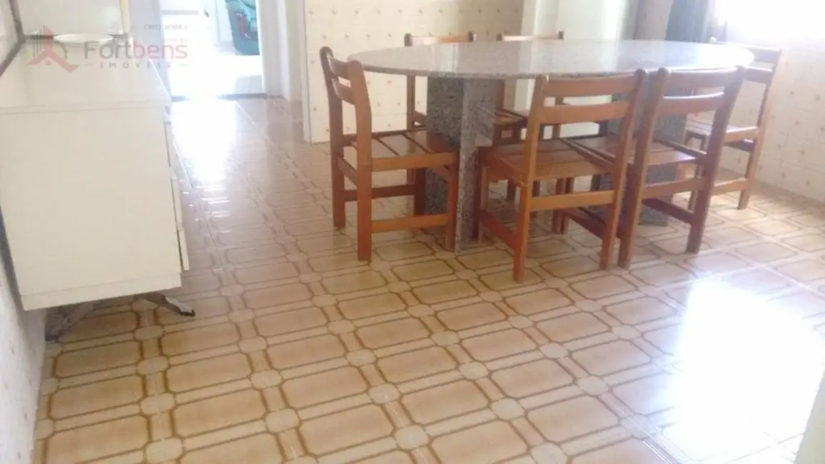 Foto 8 de Casa com 3 quartos à venda, 380m2 em Vila Fanton, São Paulo - SP