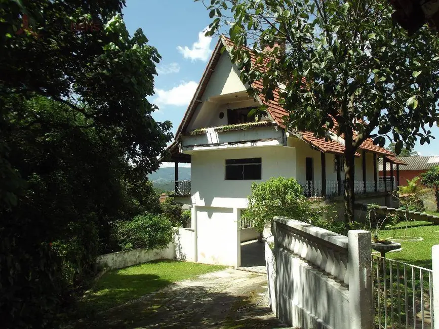 Foto 1 de Sobrado com 4 quartos à venda, 840m2 em Serpa, Caieiras - SP