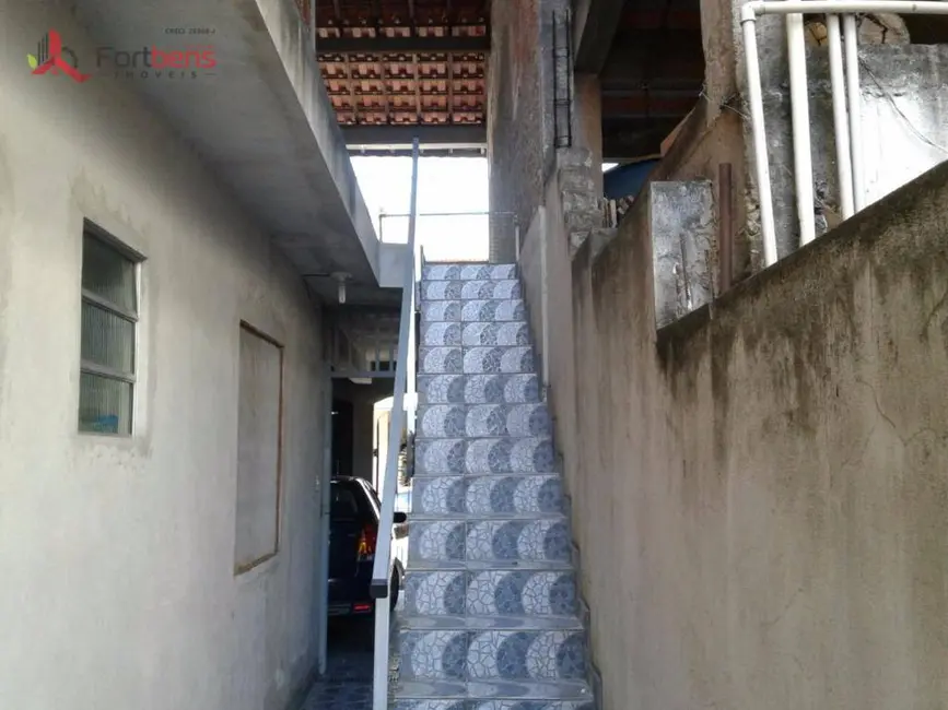 Foto 1 de Sobrado com 3 quartos à venda, 150m2 em Laranjeiras, Caieiras - SP