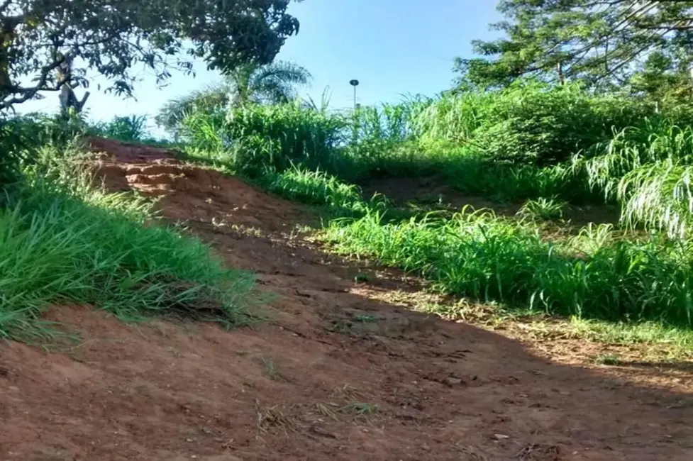 Foto 3 de Terreno / Lote à venda, 1790m2 em Jardim dos Lagos, Franco Da Rocha - SP