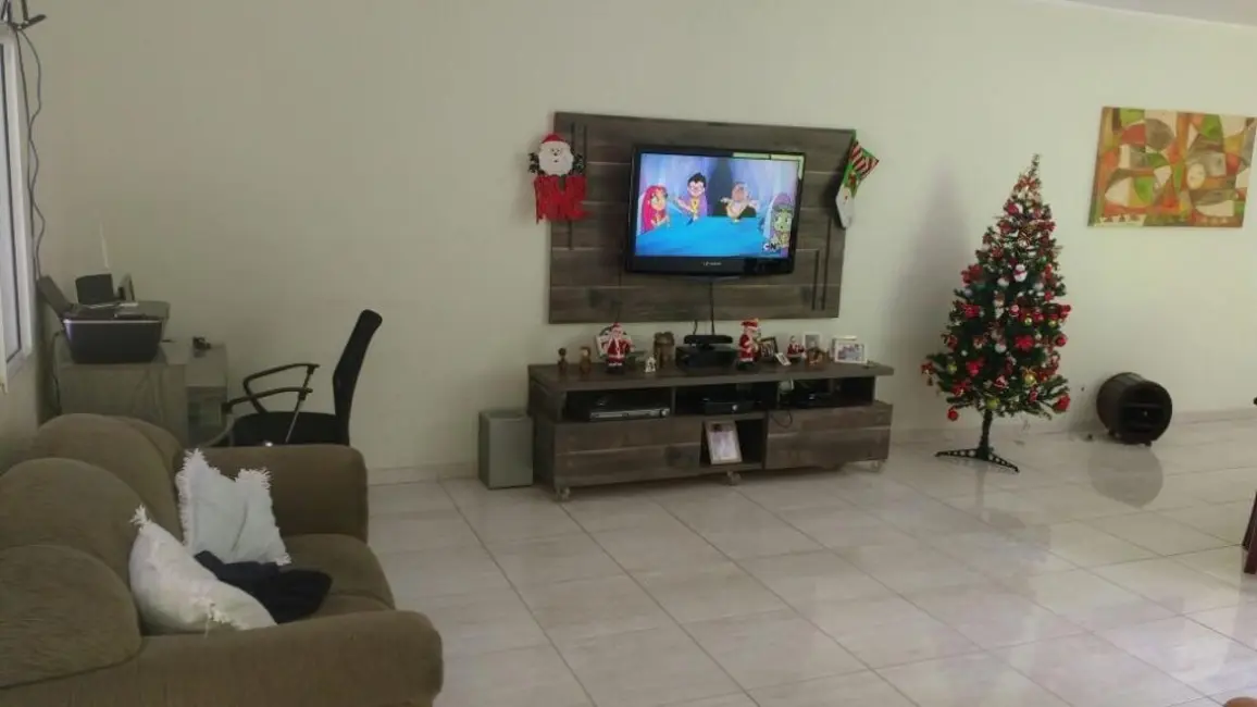 Foto 3 de Sobrado com 3 quartos à venda, 160m2 em Laranjeiras, Caieiras - SP