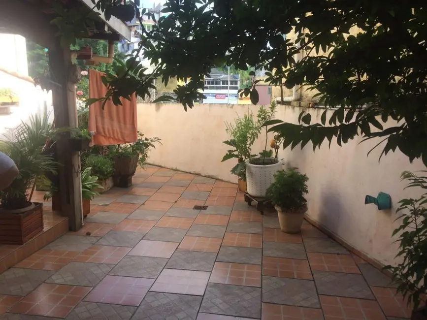 Foto 5 de Casa com 4 quartos à venda, 179m2 em Serpa, Caieiras - SP