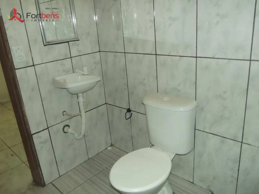 Casa com 1 quarto à venda e para alugar, 35m2 em Franco Da Rocha - SP - imagem 8 Foto 8 de Casa com 1 quarto à venda e para alugar, 35m2 em Franco Da Rocha - SP