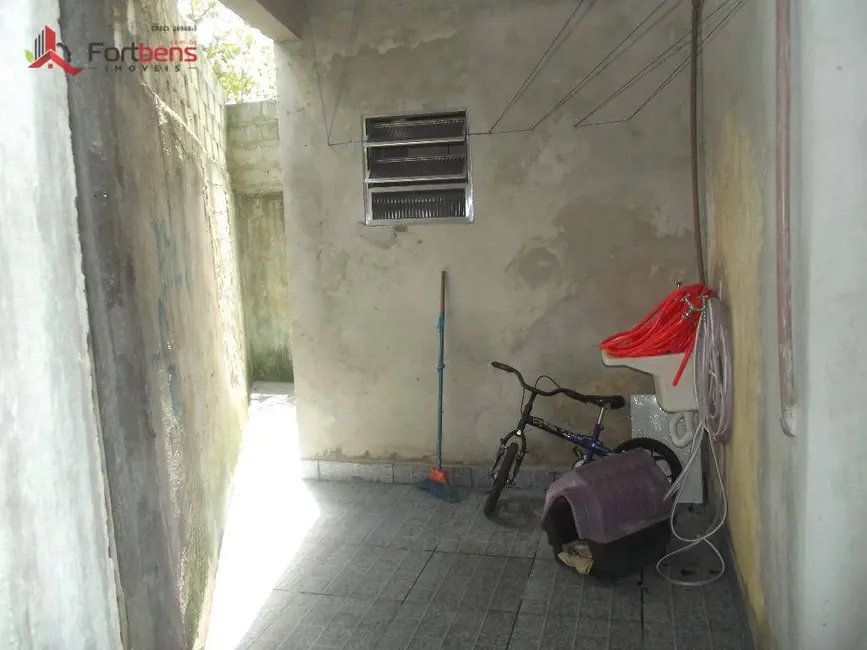 Foto 10 de Casa com 1 quarto à venda e para alugar, 35m2 em Franco Da Rocha - SP