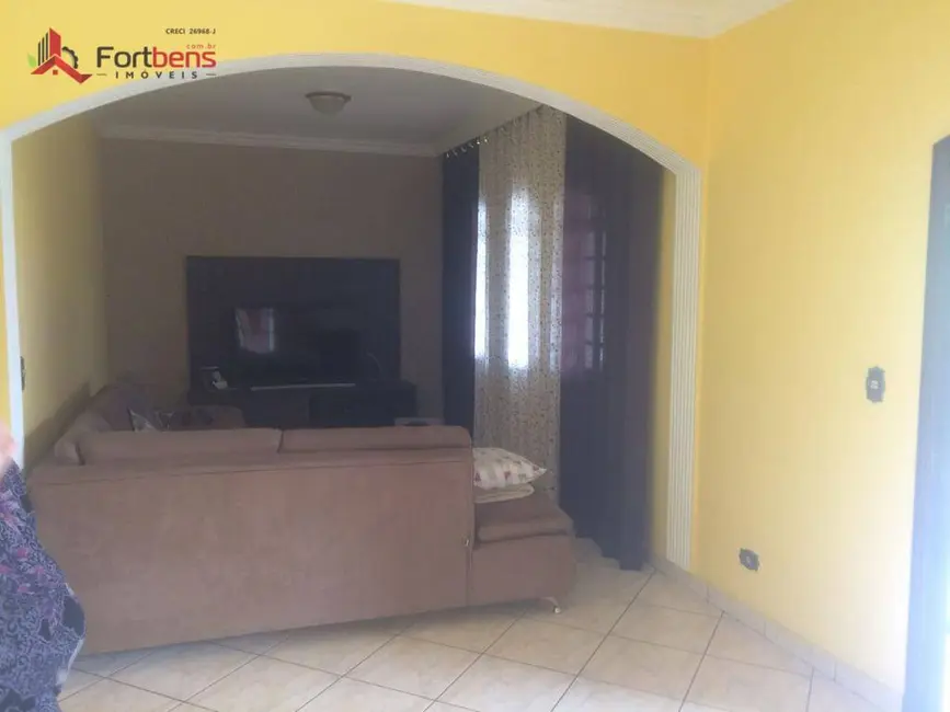 Foto 4 de Casa com 2 quartos à venda, 203m2 em Laranjeiras, Caieiras - SP