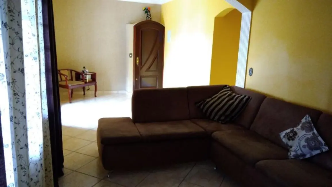 Foto 6 de Casa com 2 quartos à venda, 203m2 em Laranjeiras, Caieiras - SP