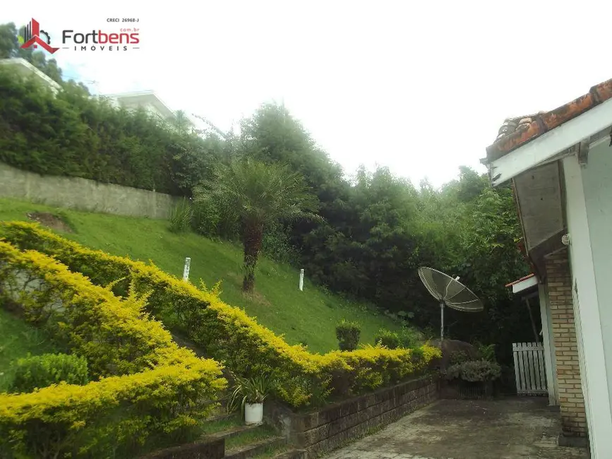 Sobrado com 4 quartos à venda, 1662m2 em Alpes de Caieiras, Caieiras - SP - imagem 8 Foto 8 de Sobrado com 4 quartos à venda, 1662m2 em Alpes de Caieiras, Caieiras - SP