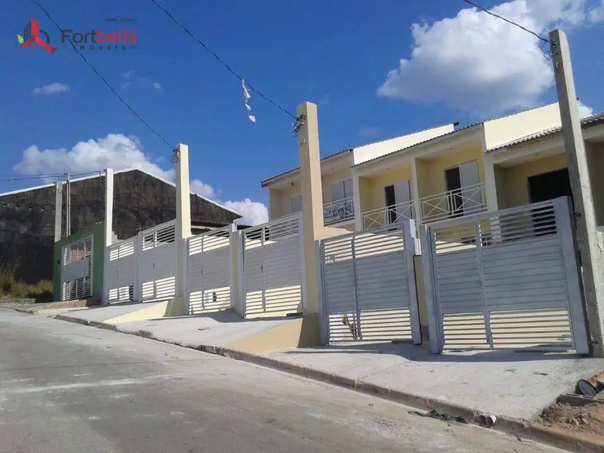 Foto 2 de Sobrado com 2 quartos à venda, 60m2 em Chácara São Luiz, Franco Da Rocha - SP