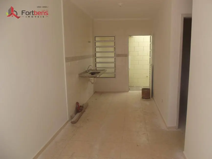 Casa com 2 quartos à venda, 42m2 em Jardim São João, Francisco Morato - SP - imagem 6 Foto 6 de Casa com 2 quartos à venda, 42m2 em Jardim São João, Francisco Morato - SP