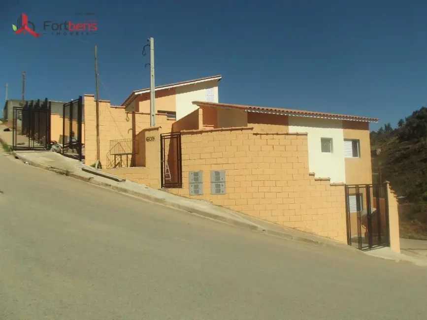 Casa com 2 quartos à venda, 42m2 em Jardim São João, Francisco Morato - SP - imagem 2 Foto 2 de Casa com 2 quartos à venda, 42m2 em Jardim São João, Francisco Morato - SP