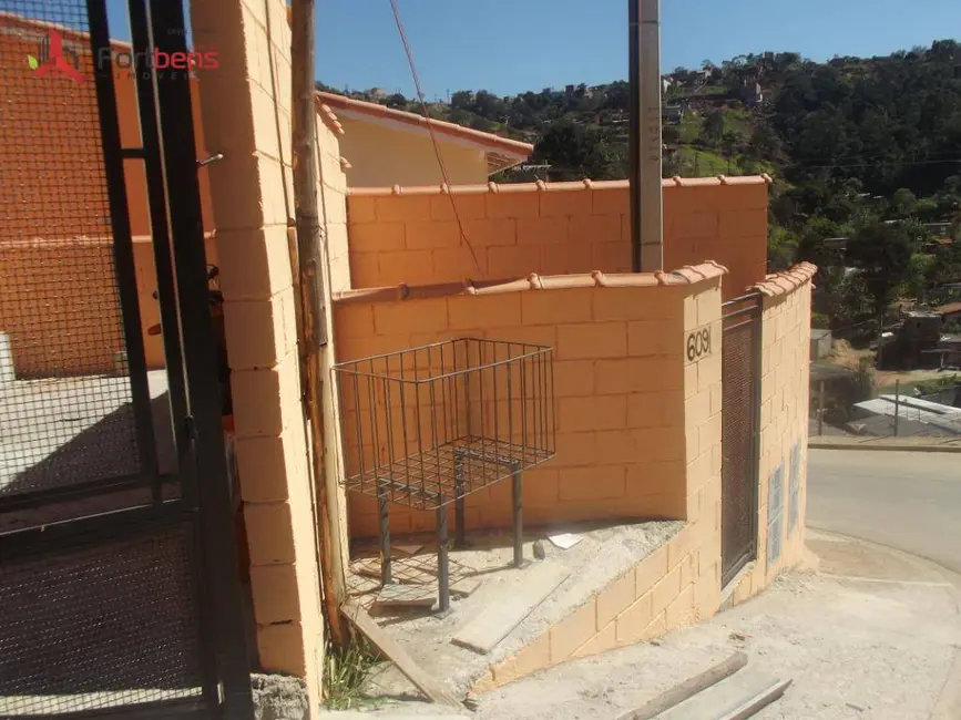 Casa com 2 quartos à venda, 42m2 em Jardim São João, Francisco Morato - SP - imagem 4 Foto 4 de Casa com 2 quartos à venda, 42m2 em Jardim São João, Francisco Morato - SP