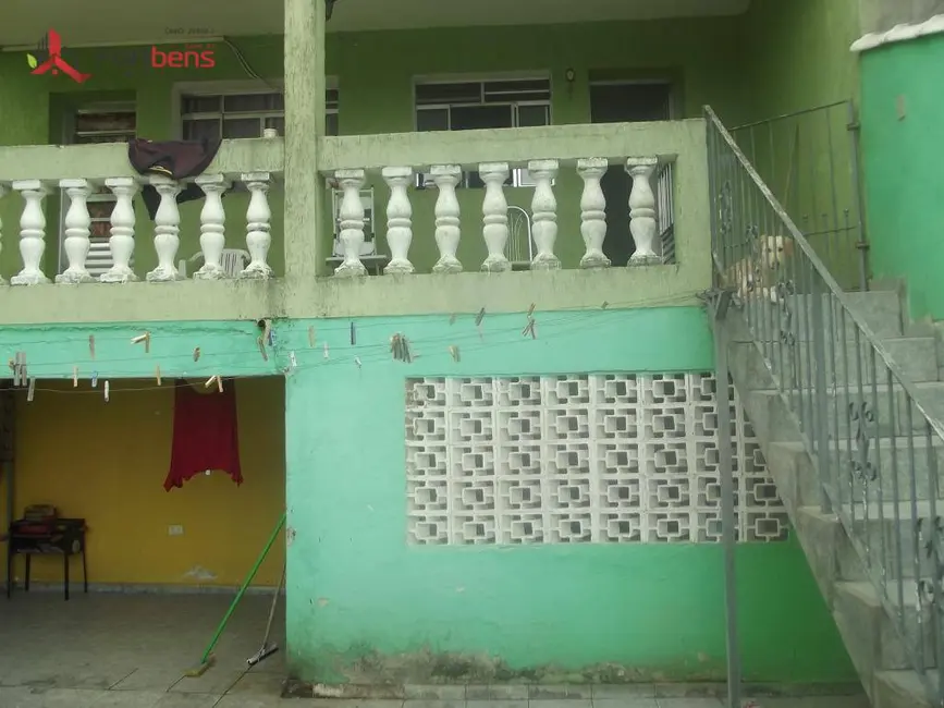 Casa com 3 quartos à venda, 300m2 em Laranjeiras, Caieiras - SP - imagem 3 Foto 3 de Casa com 3 quartos à venda, 300m2 em Laranjeiras, Caieiras - SP