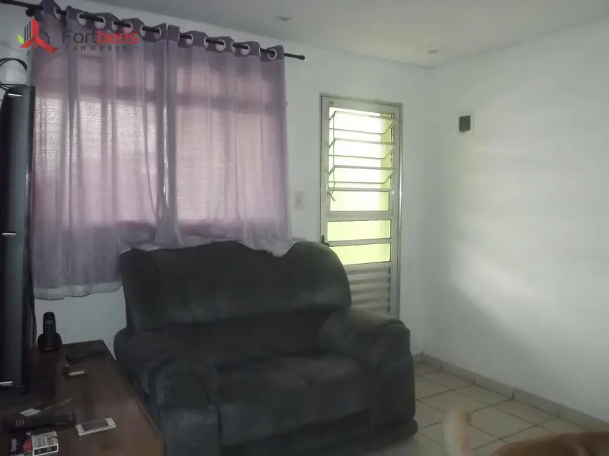 Casa com 3 quartos à venda, 300m2 em Laranjeiras, Caieiras - SP - imagem 7 Foto 7 de Casa com 3 quartos à venda, 300m2 em Laranjeiras, Caieiras - SP