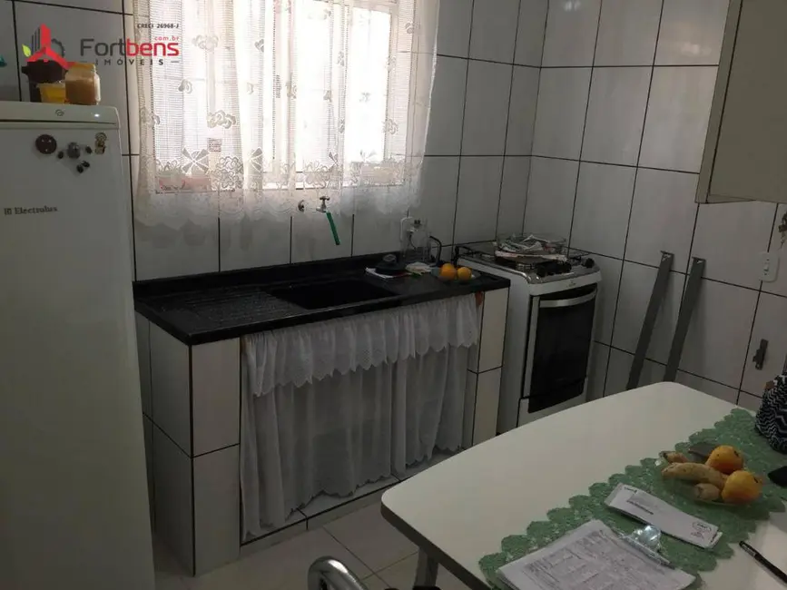 Foto 7 de Sobrado com 2 quartos à venda, 150m2 em Nova Era, Caieiras - SP