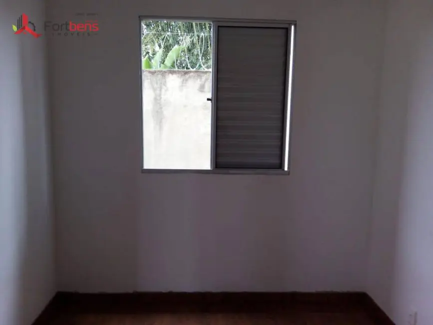 Apartamento com 2 quartos para alugar, 45m2 em Caxangá, Suzano - SP - imagem 8 Foto 8 de Apartamento com 2 quartos para alugar, 45m2 em Caxangá, Suzano - SP