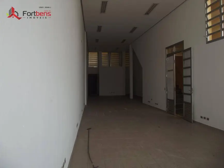 Foto 4 de Sala Comercial para alugar, 256m2 em Laranjeiras, Caieiras - SP