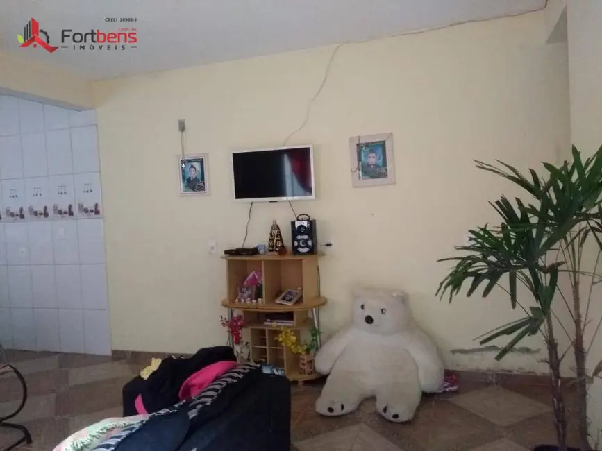 Casa com 2 quartos à venda, 300m2 em Jardim Alegria, Francisco Morato - SP - imagem 2 Foto 2 de Casa com 2 quartos à venda, 300m2 em Jardim Alegria, Francisco Morato - SP