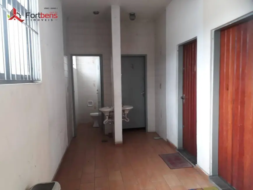 Foto 3 de Sala Comercial para alugar, 40m2 em Vila Fanton, São Paulo - SP