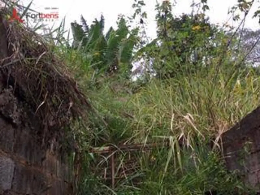 Casa com 1 quarto à venda, 200m2 em Jardim Constância, Francisco Morato - SP - imagem 4 Foto 4 de Casa com 1 quarto à venda, 200m2 em Jardim Constância, Francisco Morato - SP