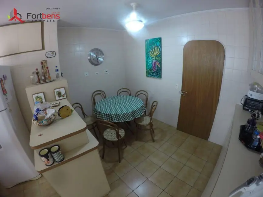 Foto 8 de Apartamento com 2 quartos à venda, 250m2 em Barra Funda, Guaruja - SP