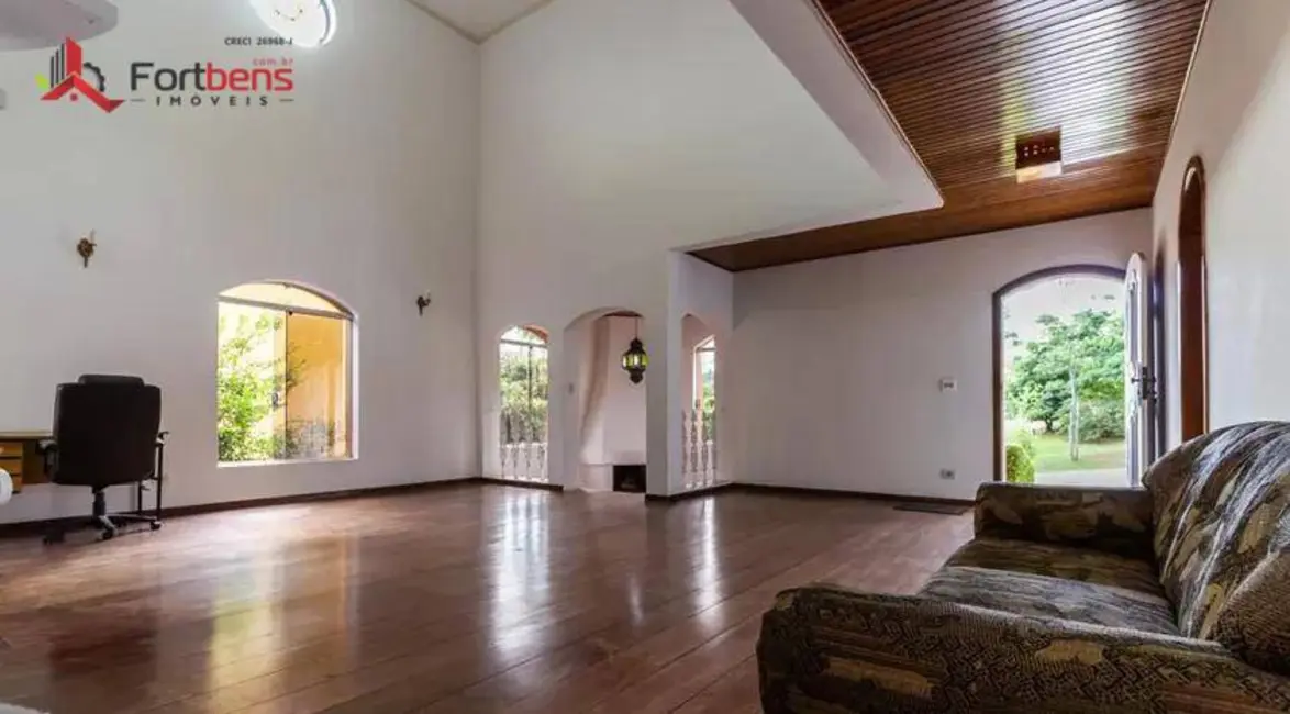 Casa com 4 quartos à venda, 560m2 em Barueri - SP - imagem 4 Foto 4 de Casa com 4 quartos à venda, 560m2 em Barueri - SP