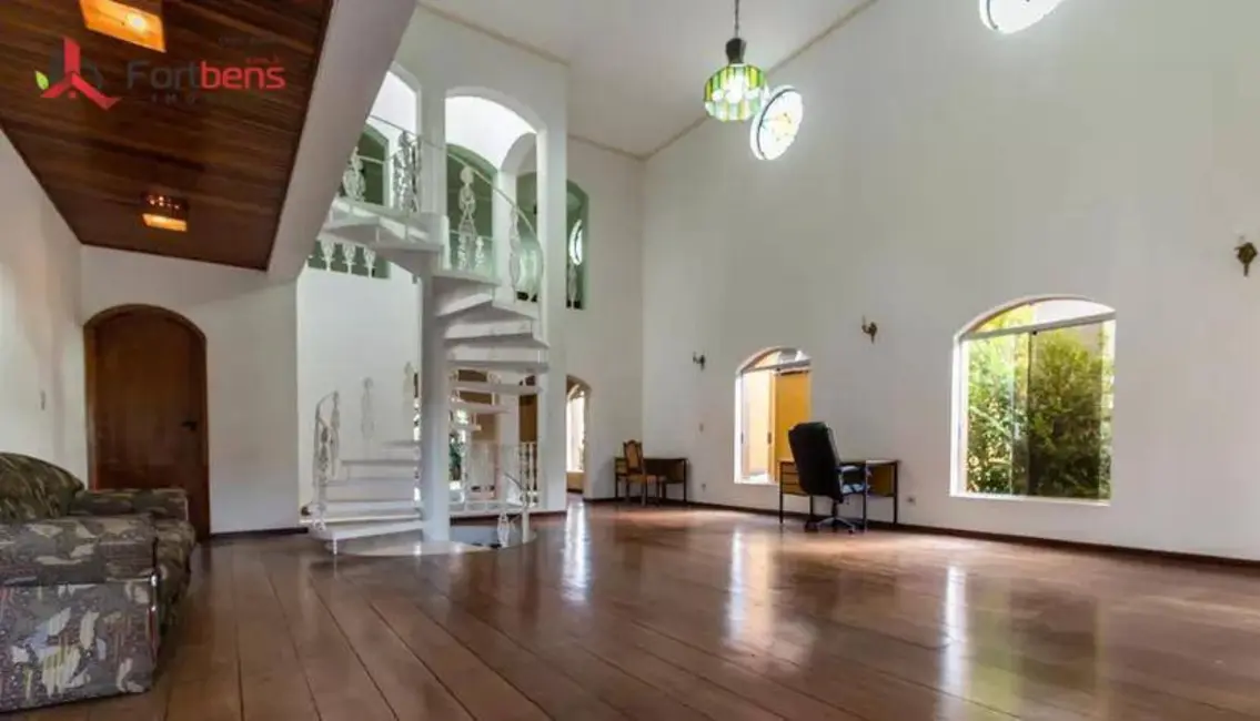 Casa com 4 quartos à venda, 560m2 em Barueri - SP - imagem 5 Foto 5 de Casa com 4 quartos à venda, 560m2 em Barueri - SP