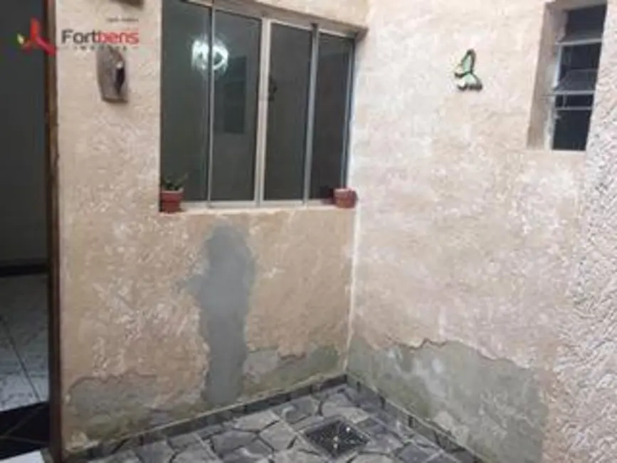 Casa com 2 quartos à venda, 125m2 em Jardim Nova Esperança, Francisco Morato - SP - imagem 8 Foto 8 de Casa com 2 quartos à venda, 125m2 em Jardim Nova Esperança, Francisco Morato - SP