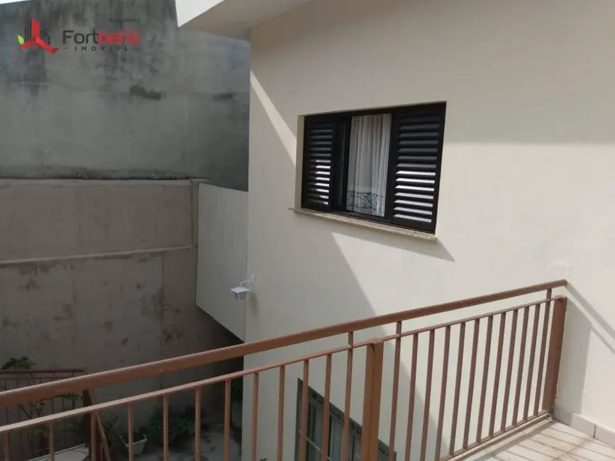 Foto 4 de Sobrado com 3 quartos à venda, 204m2 em Serpa, Caieiras - SP