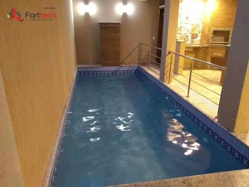 Foto 8 de Sobrado com 3 quartos à venda, 239m2 em Caieiras - SP