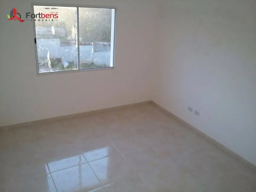 Sobrado com 2 quartos à venda, 84m2 em Chácaras São José, Franco Da Rocha - SP - imagem 6 Foto 6 de Sobrado com 2 quartos à venda, 84m2 em Chácaras São José, Franco Da Rocha - SP